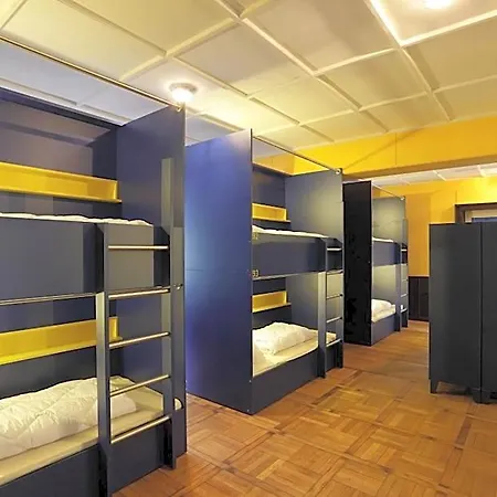 Bed'nbudget Expo-hostel Dorms Hotel