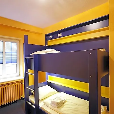 Bed'nbudget Expo-hostel Dorms Hotel